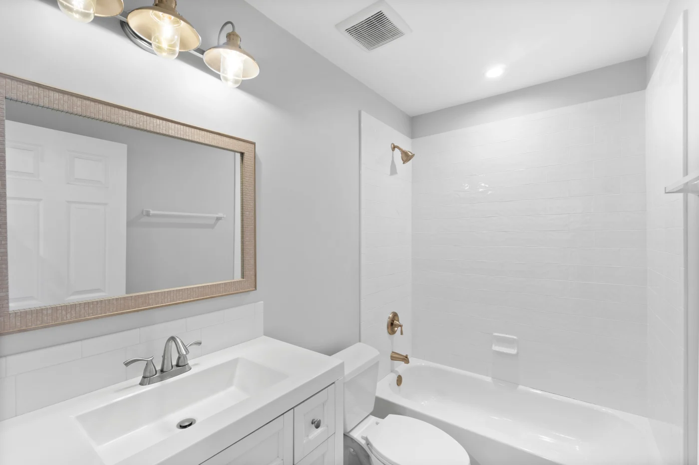 superb-bathroom-remodeling-edina-executive-remodeling-image