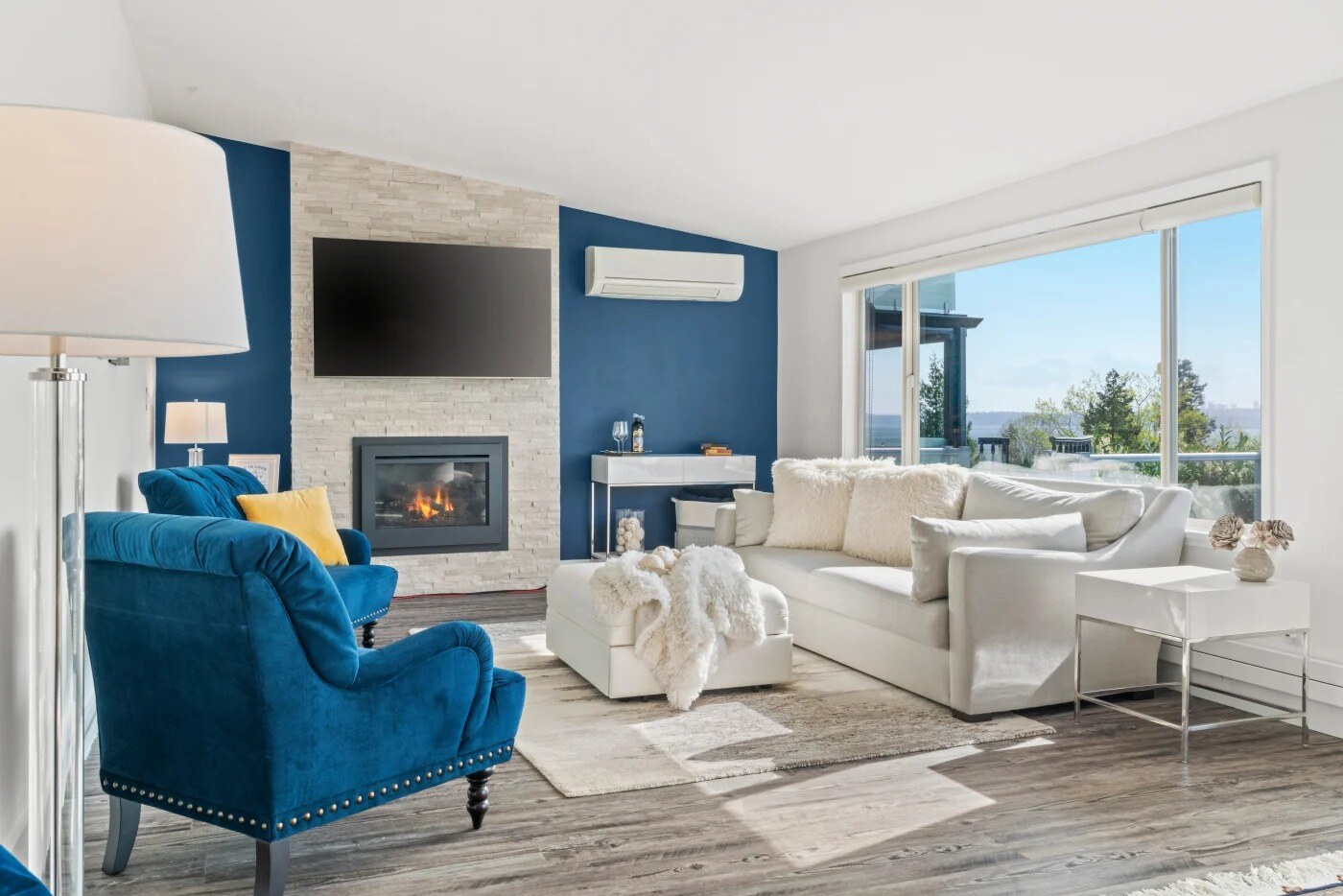 blue-white-living-room-home-additions-minneapolis-executive-remodeling-image_11zon blue-white-living-room-home-additions-minneapolis-executive-remodeling-image_11zon